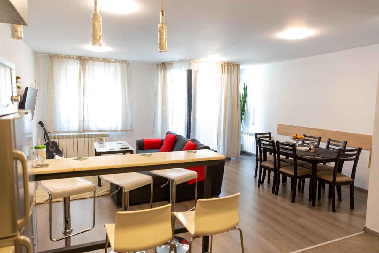 Fancy Big Apartment In The Heart Of София Екстериор снимка
